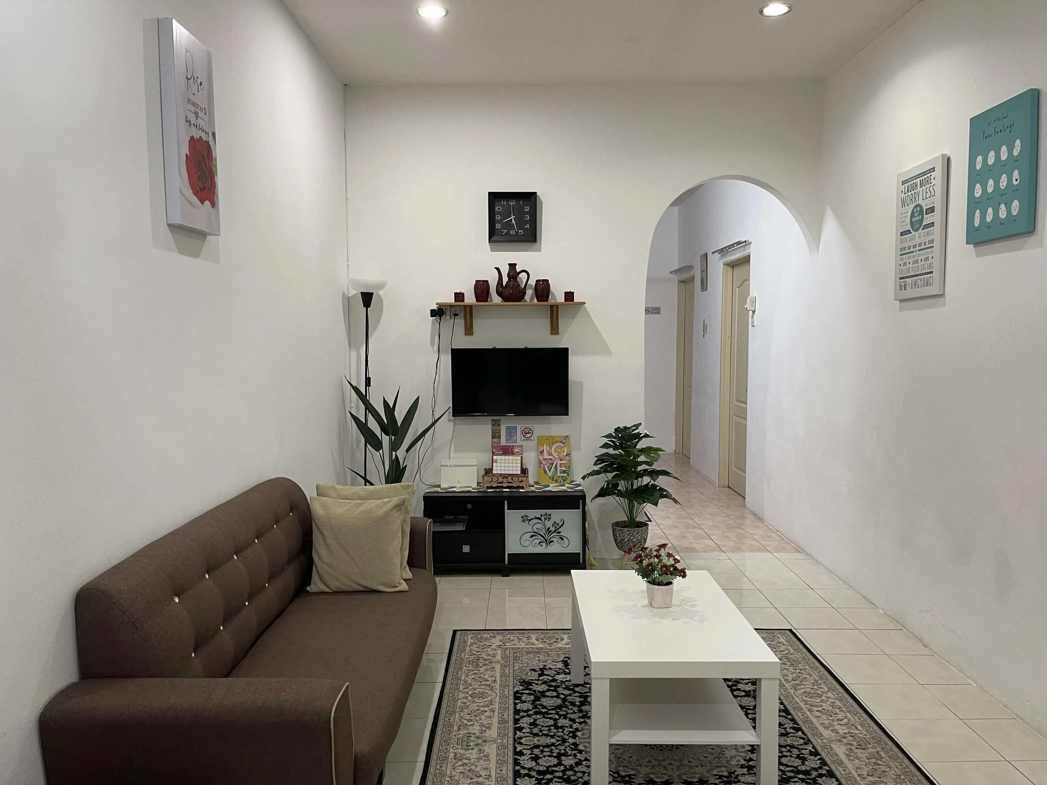 Rose Homestay Exterior View